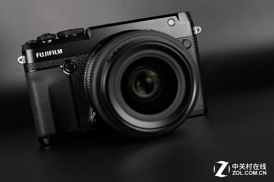 GFX 50R是富士在中画幅领域的又一次新尝试
