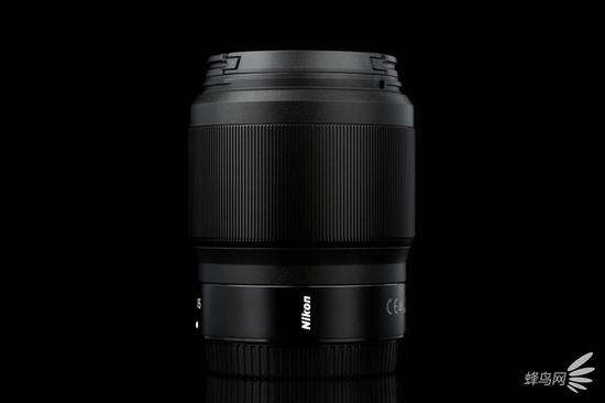 尼克尔 Z 50mm f/1.8 S镜头右侧面