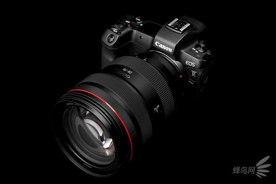 佳能RF 28-70mm f/2 L USM搭配EOS R