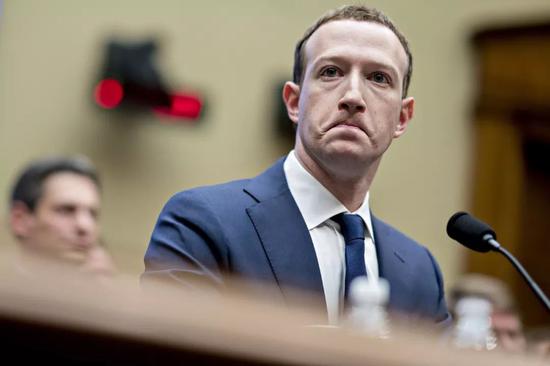 马克·扎克伯格出席美国会众议院能源和商务委员会听证会 图片来源:视觉中国