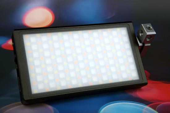 内置290颗LED