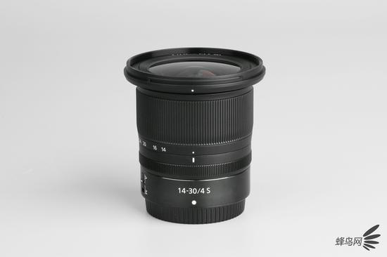 尼克尔 Z 14-30mm f/4 S镜头正面