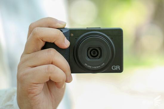 理光GR3