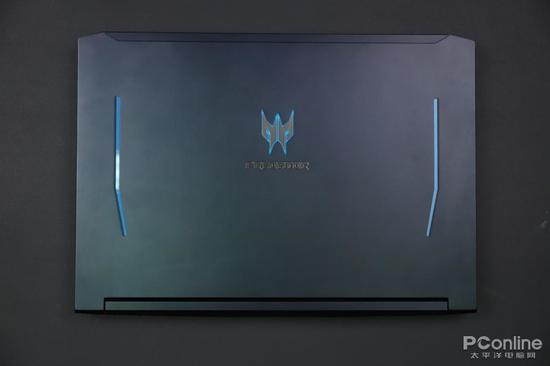 配备144Hz,IPS高色域高清电竞屏,算是电竞标配屏了。