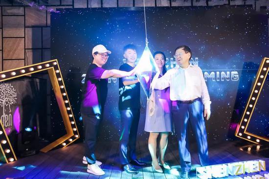 ڰ칫ҿĻʽϣΪռǴʼ˻ƽ塢ɽС֮Сƽ