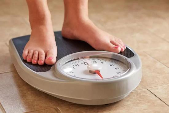 别被BMI骗了！你可能根本就不胖内脏脂肪疾病变胖
