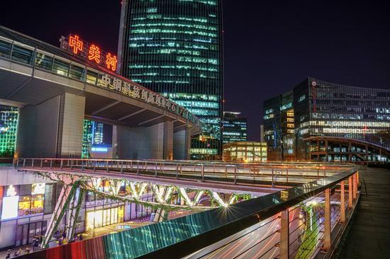 千喜娱乐官网_如果你习惯了我所有付出的真爱,别不习惯有一天我坚定无比的离开