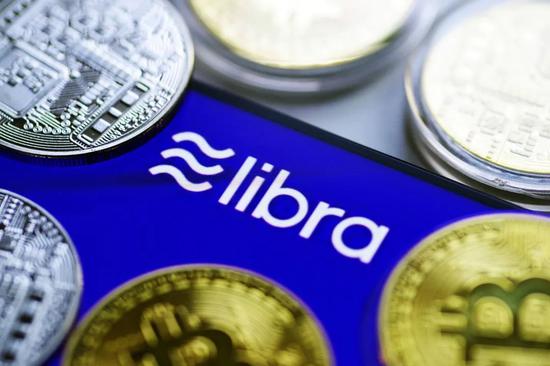 4 月 16 日 发布的 Libra 2.0 白皮书中描述， Libra 将先从锚定单一法币的稳定币做起｜视觉中国