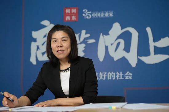 《中国企业家》杂志社社长 何振红 摄影：邓攀