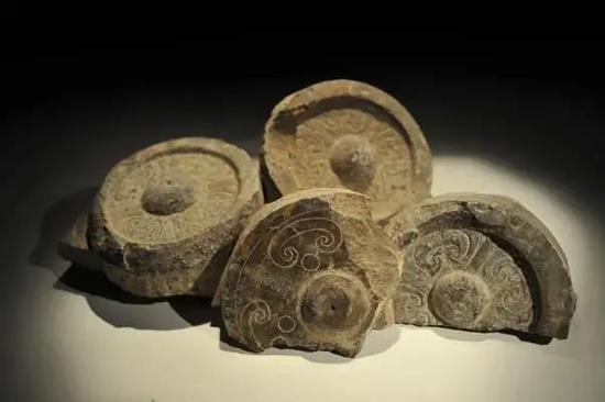 石棺残块