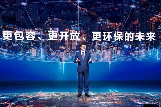 联想集团董事长兼CEO杨元庆