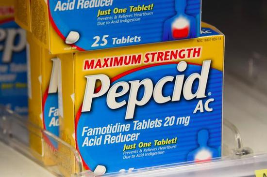 药店中常见的法莫替丁片。（图源：洛杉矶时报）