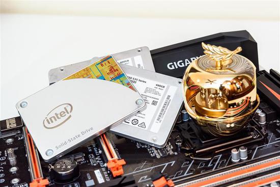 Intel i9-9900K
ײĴ