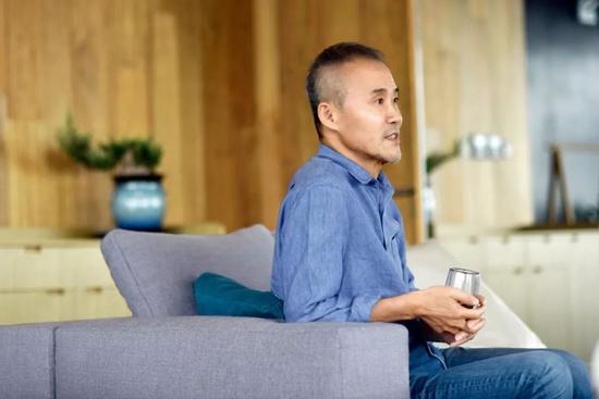 王石与汪建是通过登山相识的,这是两人的共同爱好。