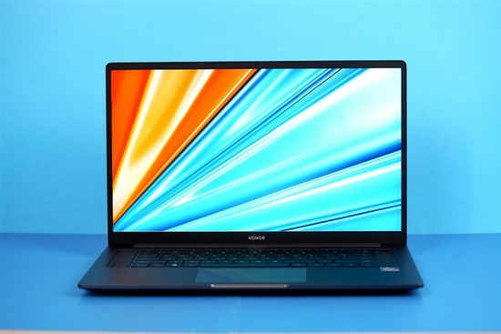 144Hzˢ˿ܣ
MagicBook 16 Pro
