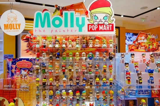 “暗雷”加剧、监管来袭、出海告急，泡泡玛特，不能继续浮躁了。