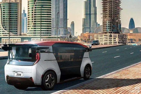 AI|全无人RoboTaxi违章被抓后上演突然逃逸的离奇一幕 交警都懵了