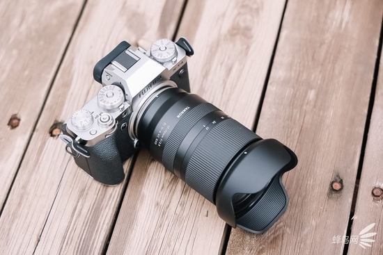 17-70mm F/2.8 Di III-A VC RXD主ʿX-T4