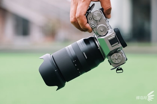 17-70mm F/2.8 Di III-A VC RXD(ʿX)