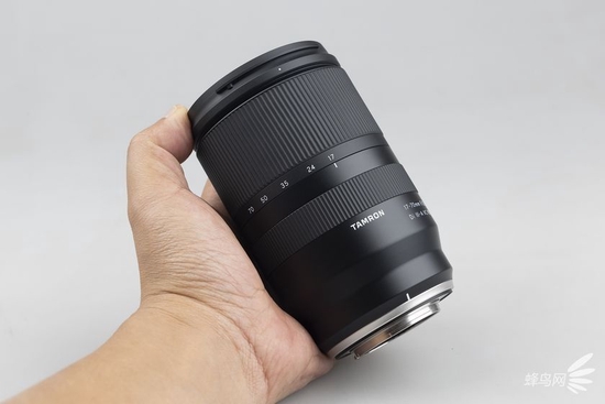 17-70mm F/2.8 Di III-A VC RXD(ʿX)