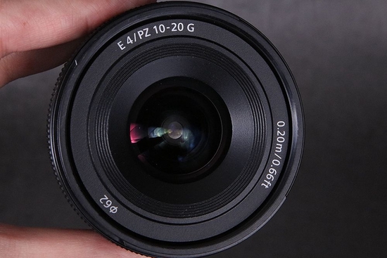 APS-C綯佹ͷ SELP1020G