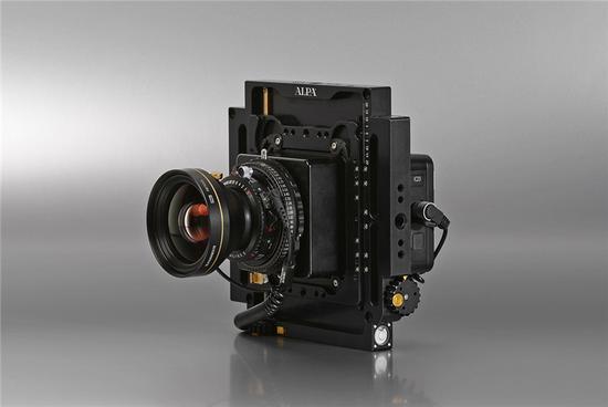瑞士品牌ALPA发布12 PLUS相机 售价4.8万元