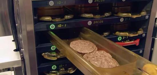 “电脑工厂”麦当劳