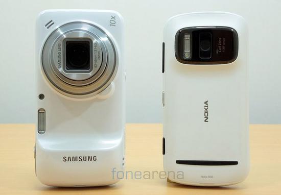▲ 三星 Galaxy S4 Zoom 与诺基亚 808。 图片来自:Fonearena