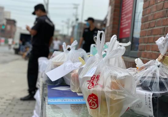 不见背后打一字,不见背后打一字是什么