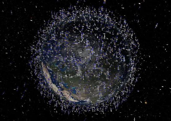 地球周边密布着人造地球卫星.|来自网络