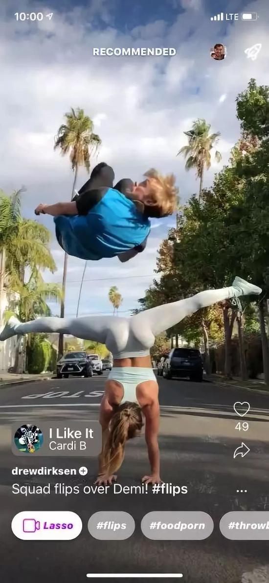 扎克伯格依然年轻,Facebook却开始担心“老去”--文/左岸