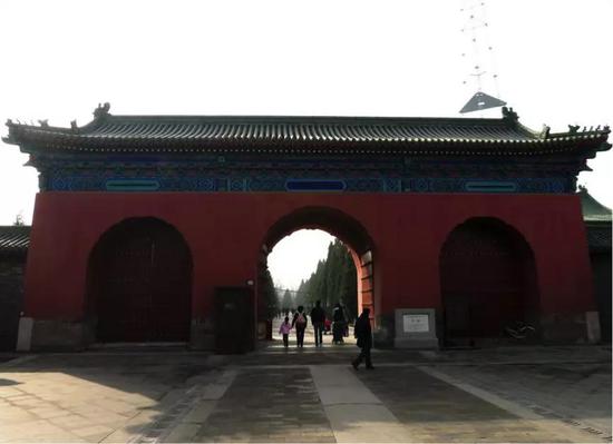 图5。 北京月坛公园