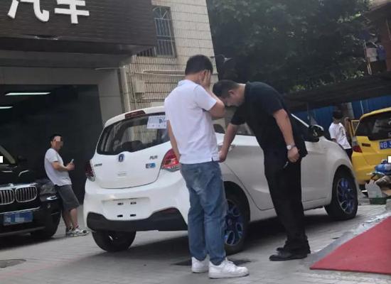 ���۸��ǲ��󣬾�����ʲô�������ٴ�ת�־͸���ֵǮ�ˡ���