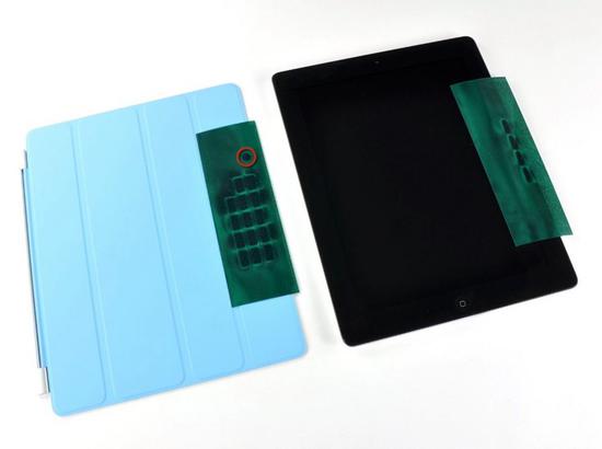 ▲ 那些小黑块就是隐藏在内部的磁铁。图片来自:iFixit