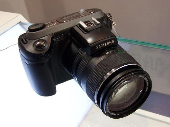 三星Pro815
