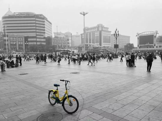 北京站北广场。2018年6月15日