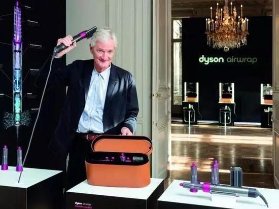 △James dyson