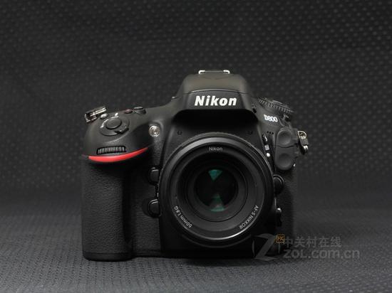 2012年的尼康D800出尽了风头