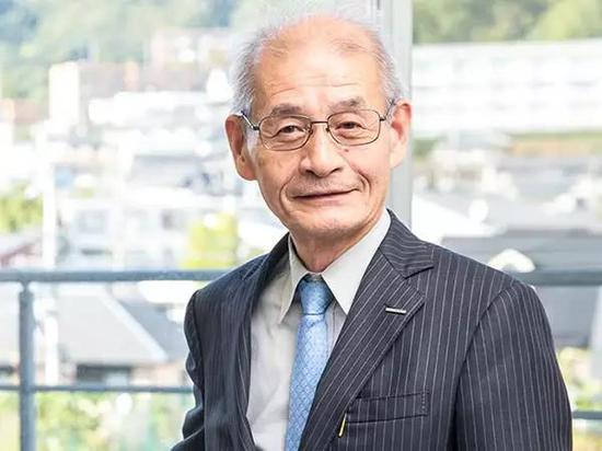 没有他就没有移动, 97岁二战老兵终获诺奖