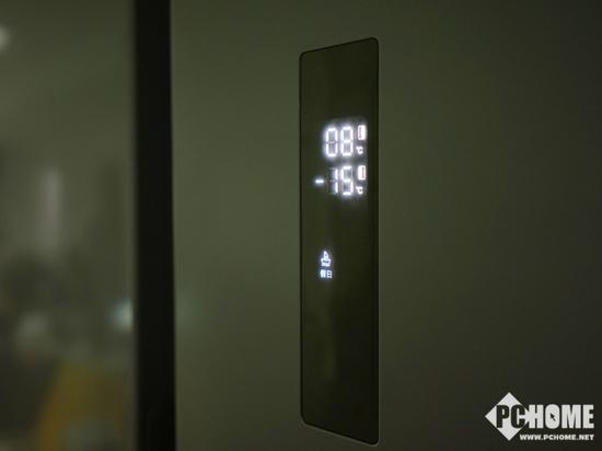 「ag8官方,ag8官方」男子吃到发霉飞机餐索赔 祥鹏航空回应:正协商处理