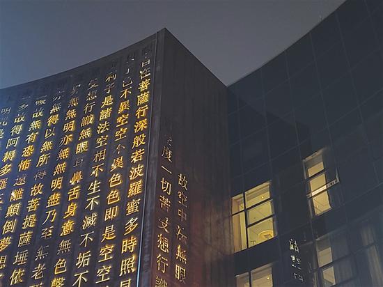 辉煌指定注册|华纳将拍“神奇女侠”衍生电影,聚焦亚马逊一族