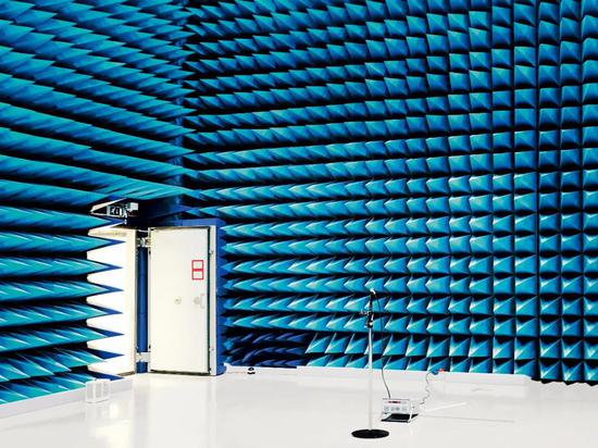 2008年，荷兰诺德韦克省。欧洲空间研究与技术中心（European Space Research and Technology Centre） 消音室