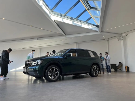 IT|李一男造车交卷了 首款车长这样