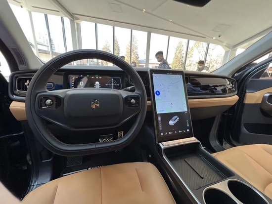 IT|李一男造车交卷了 首款车长这样