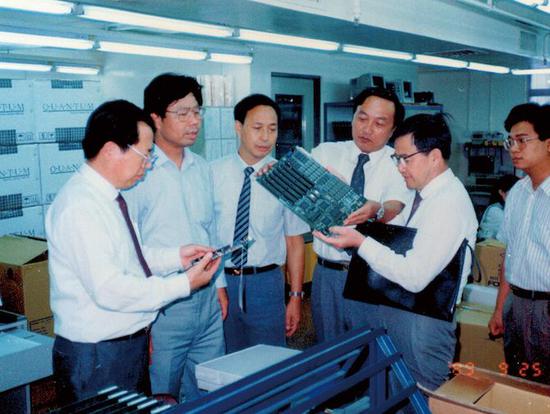 早年工作照(1989年)。来源:被访者供图