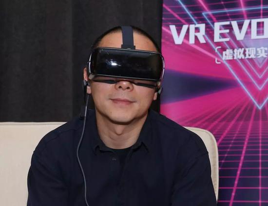 热潮蹭个遍的暴风,会是下一个乐视吗?