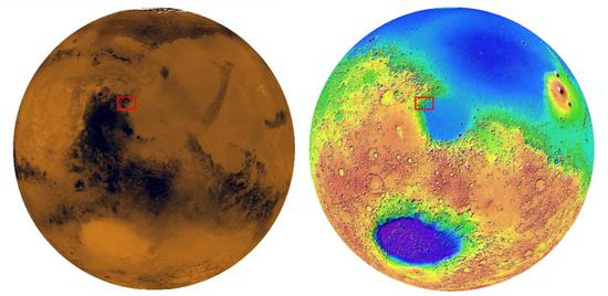杰泽罗撞击坑位于红框区域中。（左）海盗号全球拼接影像；（右）MOLA地形（越蓝越低，越红越高）。来源：Viking/MOLA，制图：haibaraemily