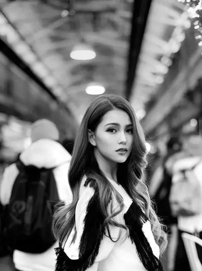 收入证明_婚纱摄影师收入(2)