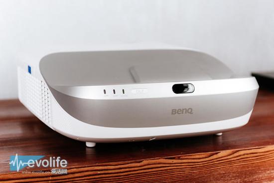 百寸一手提回家 明基i910智能超投电视体验|投