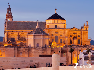 4K视频毫无压力 六代APU高清影音本评测 